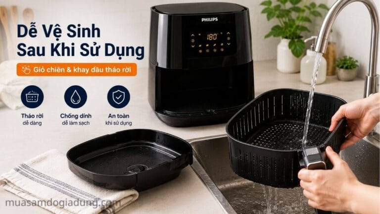 Vệ sinh giỏ chiên và khay hứng dầu của nồi chiên không dầu Philips HD9270